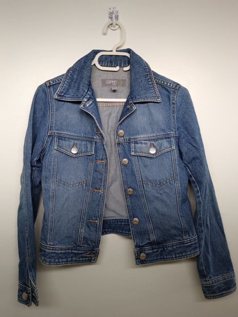 Esprit Denim Jacket (Category: Coats, Jackets and Outerwear) located in Catbalogan. Submitted by dayengolver (Listing ID 1315724344, Image 1). Description: like new condition fit small body frame payment first policy (gcash).