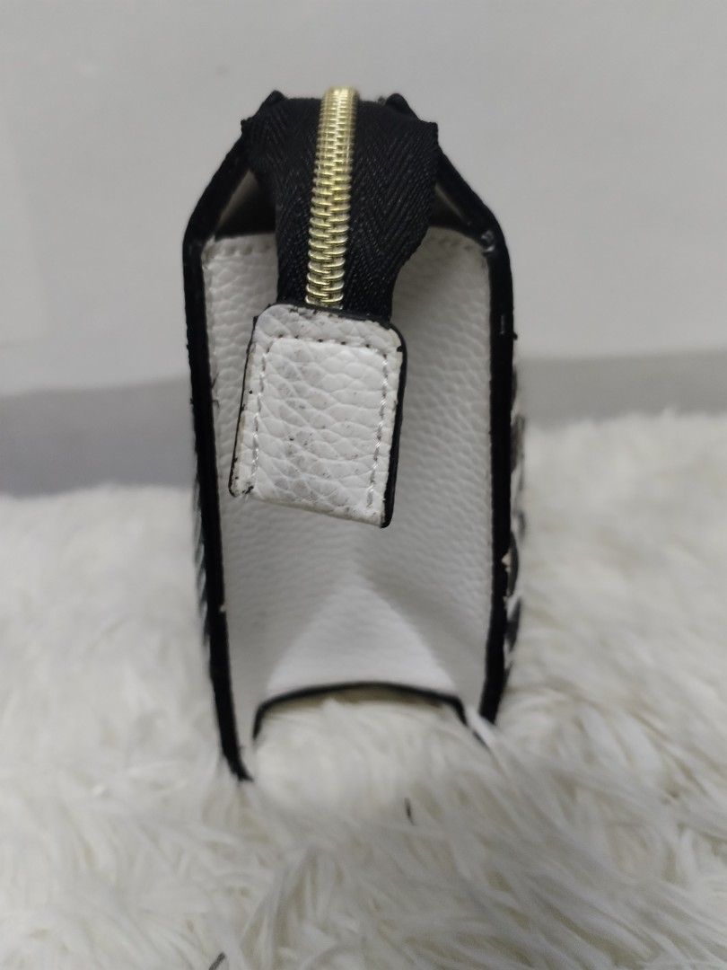 Estee lauder clutch clearance