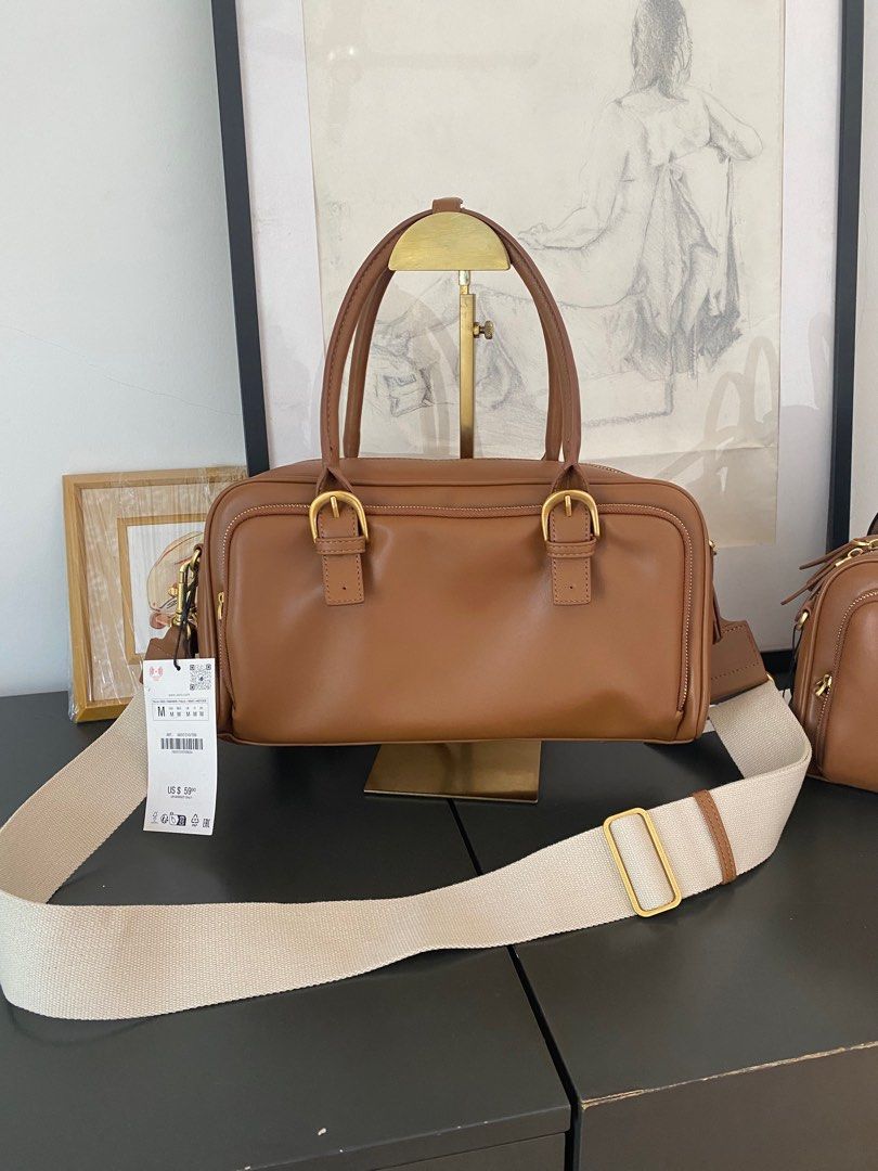 Free shipping Brand new with tag Worldwide sold out influencer choice Zara bowling bag with zip and dustbag