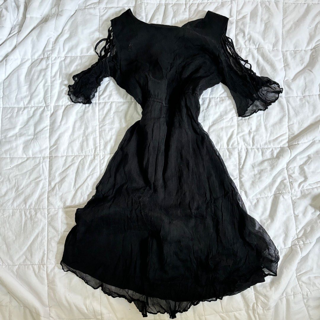 Goth vintage black dress Women s Fashion Dresses Sets Dresses on Carousell