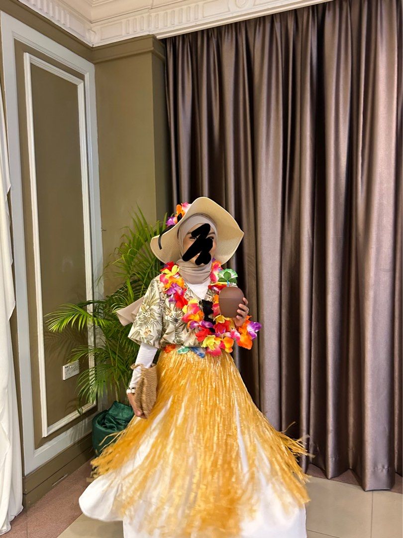 Hawaiian theme outfit Women s Fashion Dresses Sets Evening Dresses Gowns on Carousell