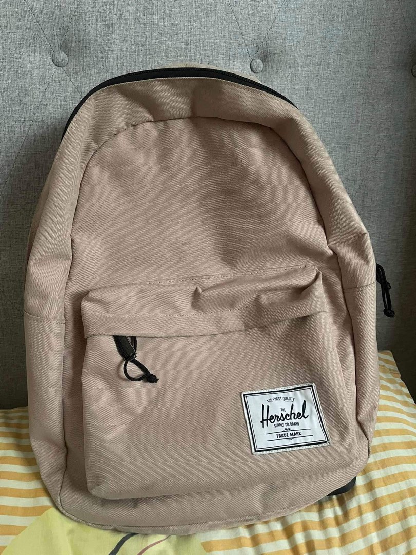Herschel Light Taupe 20.2L Men s Fashion Bags Backpacks on Carousell