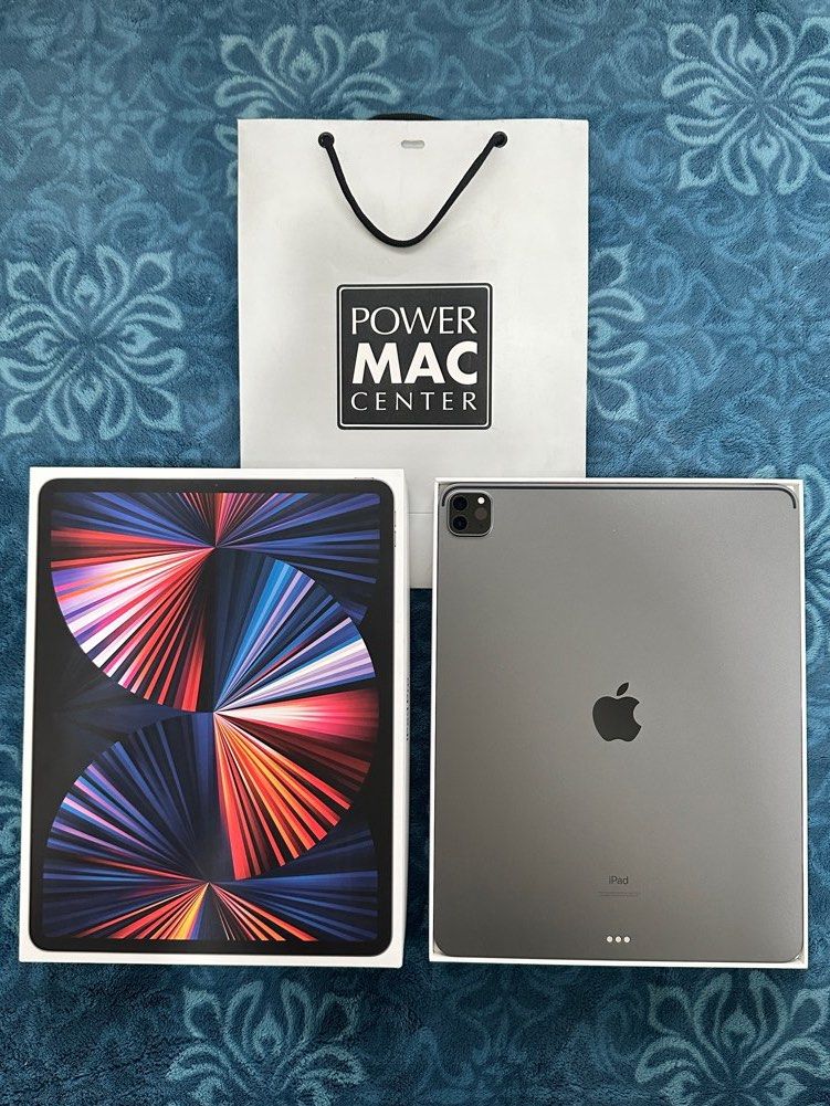 iPad Pro M1 12.9-in (5th Generation) 256gb (Category: iPad) located in Valenzuela. Submitted by _heysoftie (Listing ID 1315802794, Image 1). Description: iPad Pro 12.9" (5th Generation M1) 256gb in Space Gray - WiFi Only updated to latest iPadOS 17.5.1 no any scratches or dents no any history of repair no any hidden issue all functions are working still in immaculate condition comes with cable and adapter bought at Power Mac Center – Greenbelt 3 