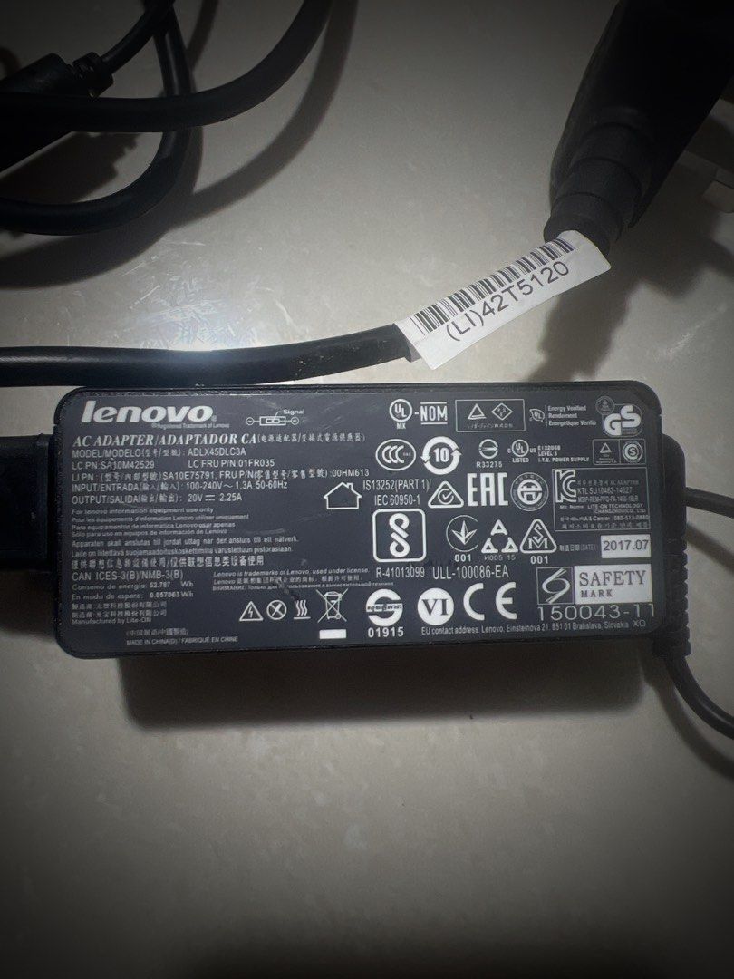 Lenovo notebook charger 45W. NOT type C489395823398113281