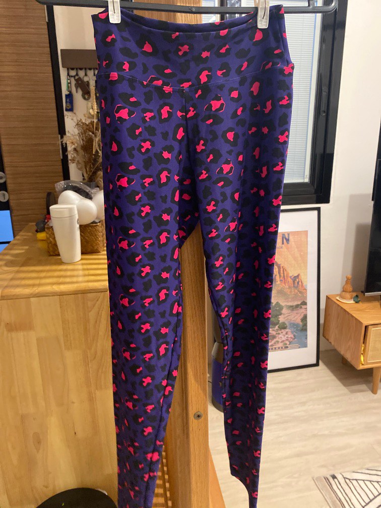 Liquido yoga pants Women s Fashion Activewear on Carousell