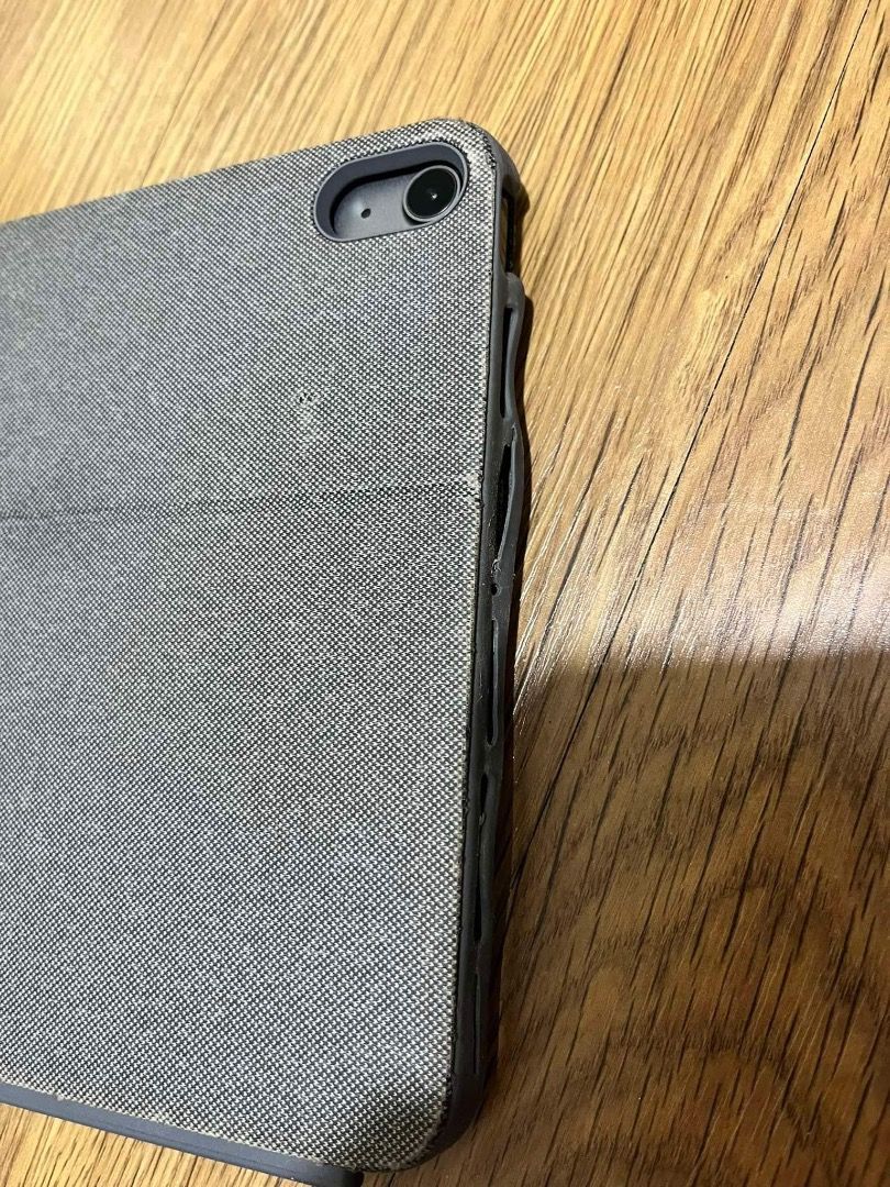Logitech combo touch for ipad air (Category: Cases & Sleeves) located in Manila. Submitted by ilyilyily (Listing ID 1315759305, Image 2). Description: Logitech combo touch for ipad air 100% working, issues aesthetic lang (see last pic). Got it for 8500. Rfs: upgrade *Shipping care of buyer*.