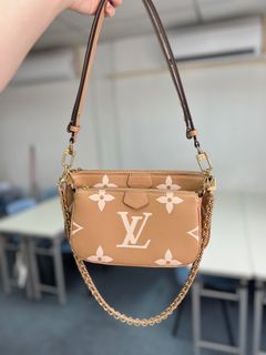 （分類：）位於 。 由 btau813 提交（商品編號 1315728081，圖片 1）。簡介： 。