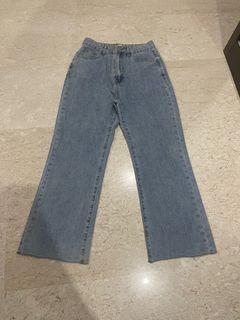 (Category: ) located in . Submitted by clearthemplease (Listing ID 1314923867, Image 1). Description: .