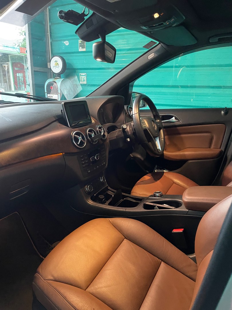 Mercedes-Benz B200 BlueEfficiency (A)62866876402689111