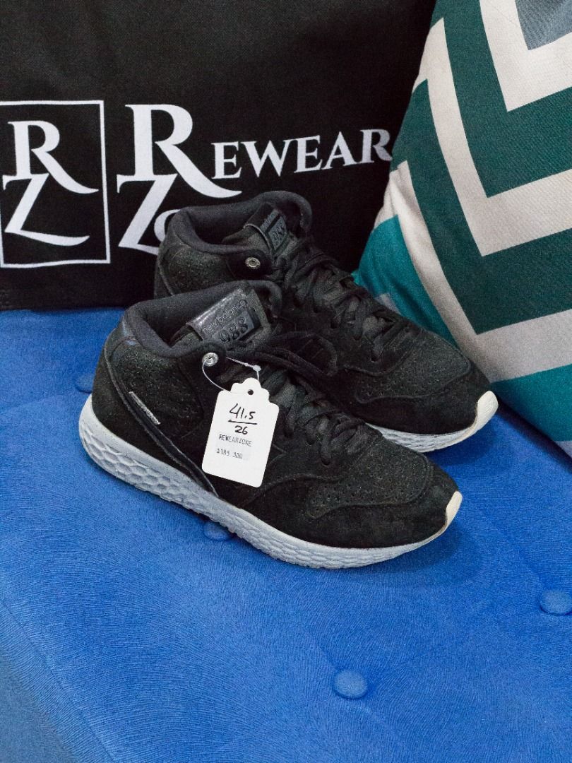 NEW BALANCE 988 FRESH FOAM MID Fesyen Pria Sepatu Sneakers di Carousell