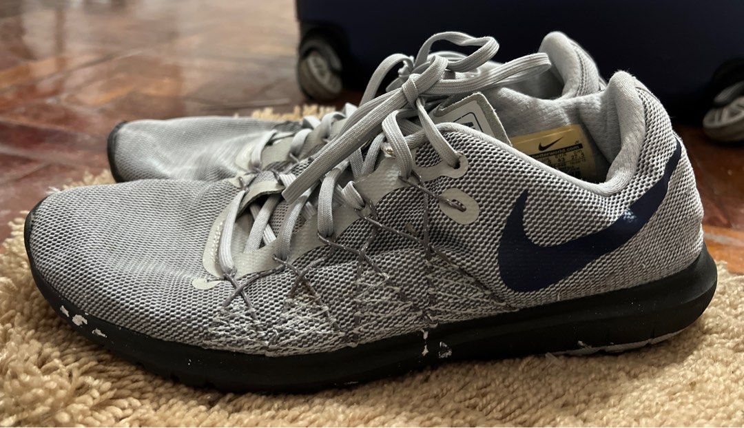 Nike Flex Fury 2 Preloved Women s Fashion Footwear Sneakers on Carousell