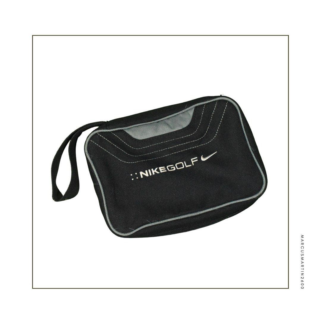 NIKE GOLF TRANSFORMABLE PACK POUCH REVERSIBLE Men s Fashion Bags Belt bags Clutches and Pouches on Carousell