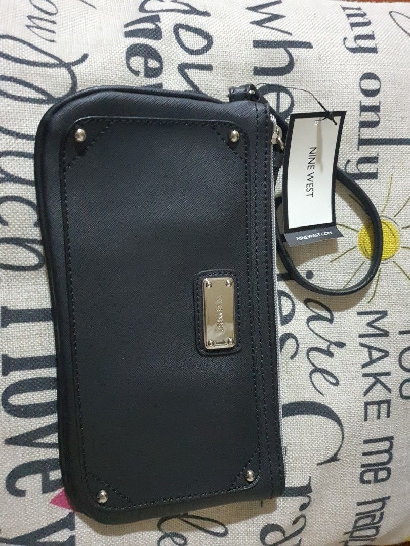 NINE WEST CLUTCH PURSE Women s Fashion Bags Wallets Clutches on Carousell