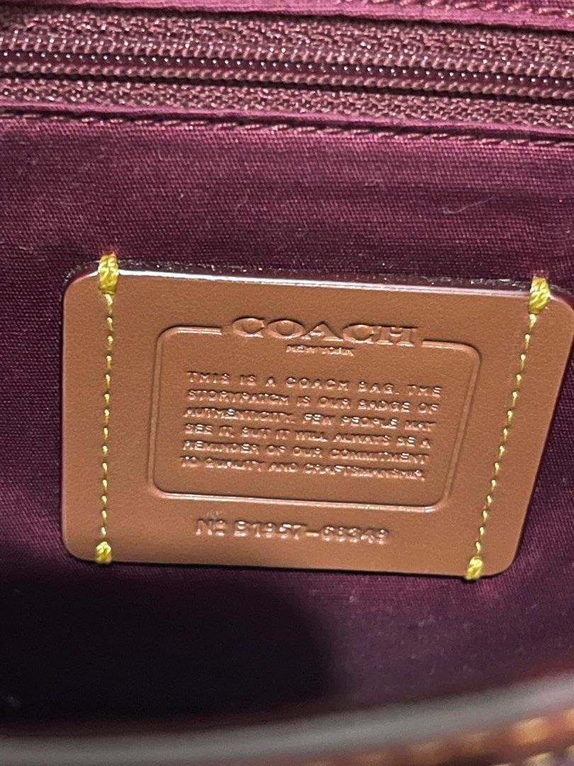 Original COACH CASSIE Shoulder Bag (Category: Luxury Bags & Wallets) located in Manila. Submitted by veemakescents (Listing ID 1315809282, Image 3). Description: 100% Authentic Leather Material Similar to LV’s Pochette Metis Original Strap was removed and changed to chain Bought it for $500 abroad.