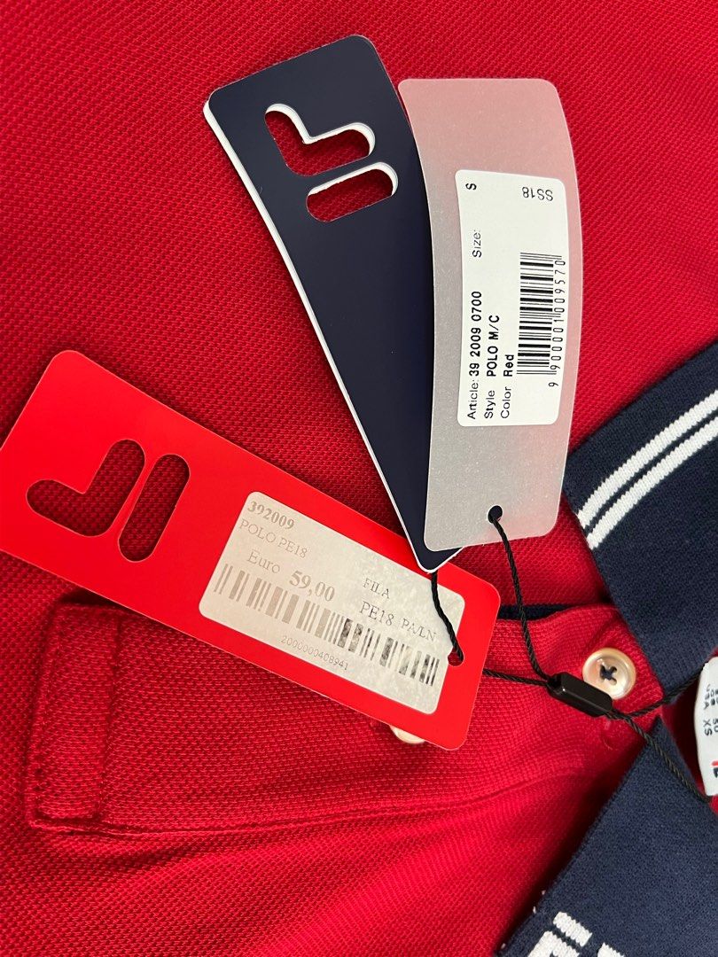 New Fila Men Polo Shirt $200, 男裝, 上身及套裝, T-shirt、恤衫、有領衫- Carousell