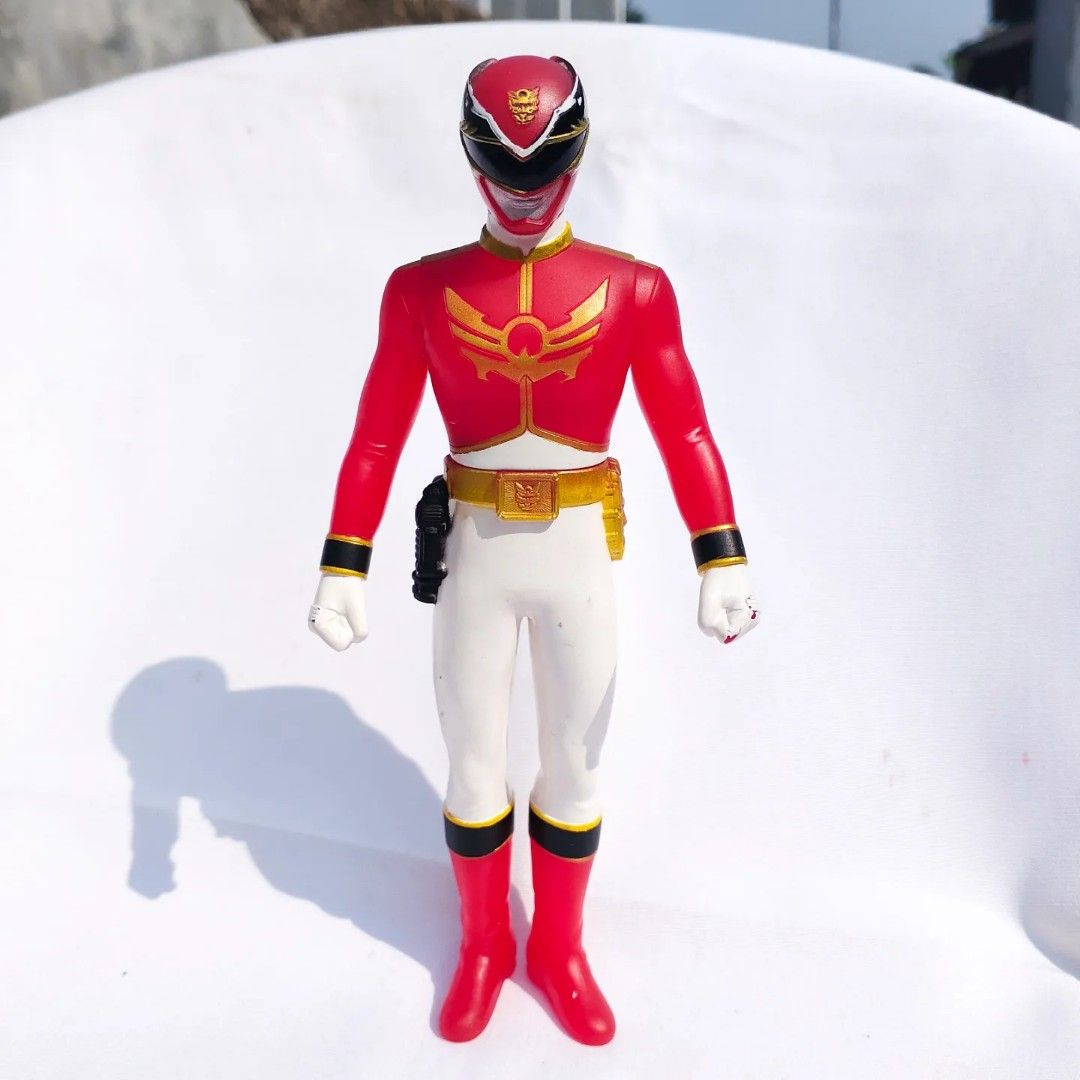 Power ranger mega force red ranger, Toys &amp; Collectibles, Mainan di Carousell