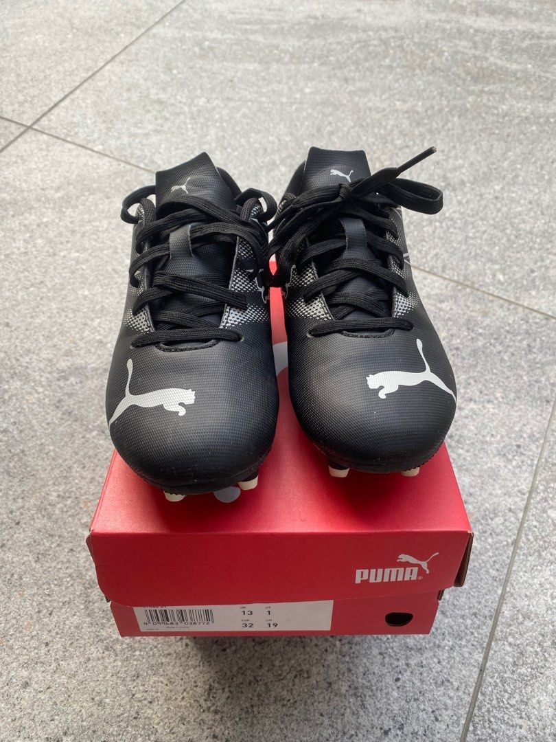 Childrens soccer boots hotsell