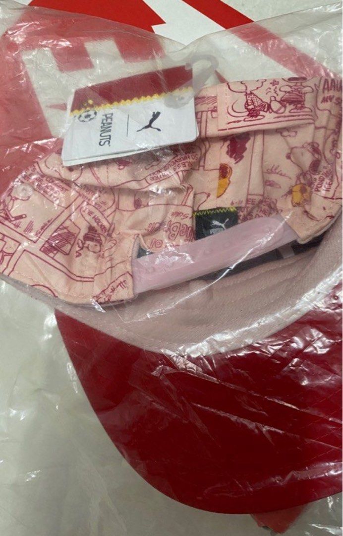 Puma x Peanuts Unisex Youth Cap (Category: Babies & Kids Fashion) located in Las Pinas. Submitted by baeksilog (Listing ID 1315864770, Image 2). Description: •Brand new with tags •Youth size •Price slightly nego •Authentic •Sealed.
