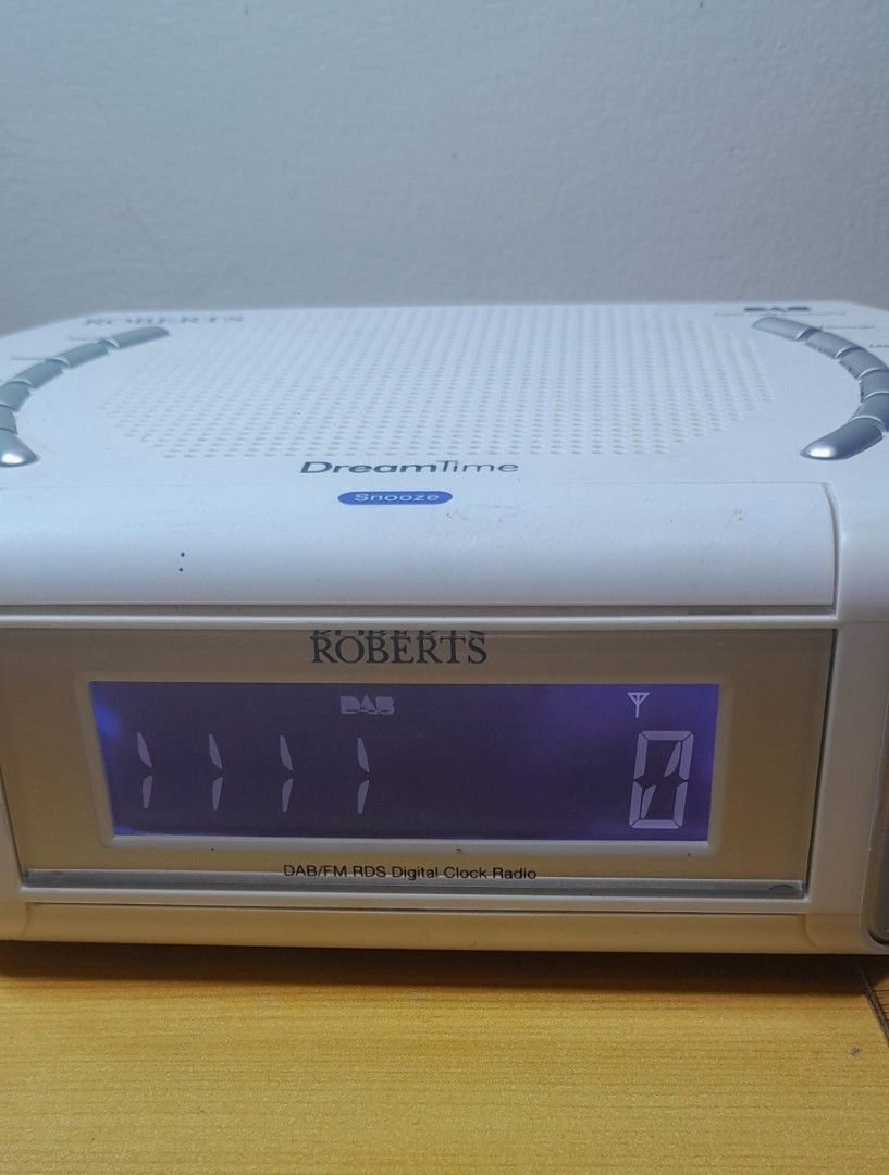 Roberts dreamtime radio/alarm clock (Category: Portable Music Players) located in Tuba. Submitted by lous.stuff (Listing ID 1315855759, Image 1). Description: from HK surplus working radio & clock wysiwyg.