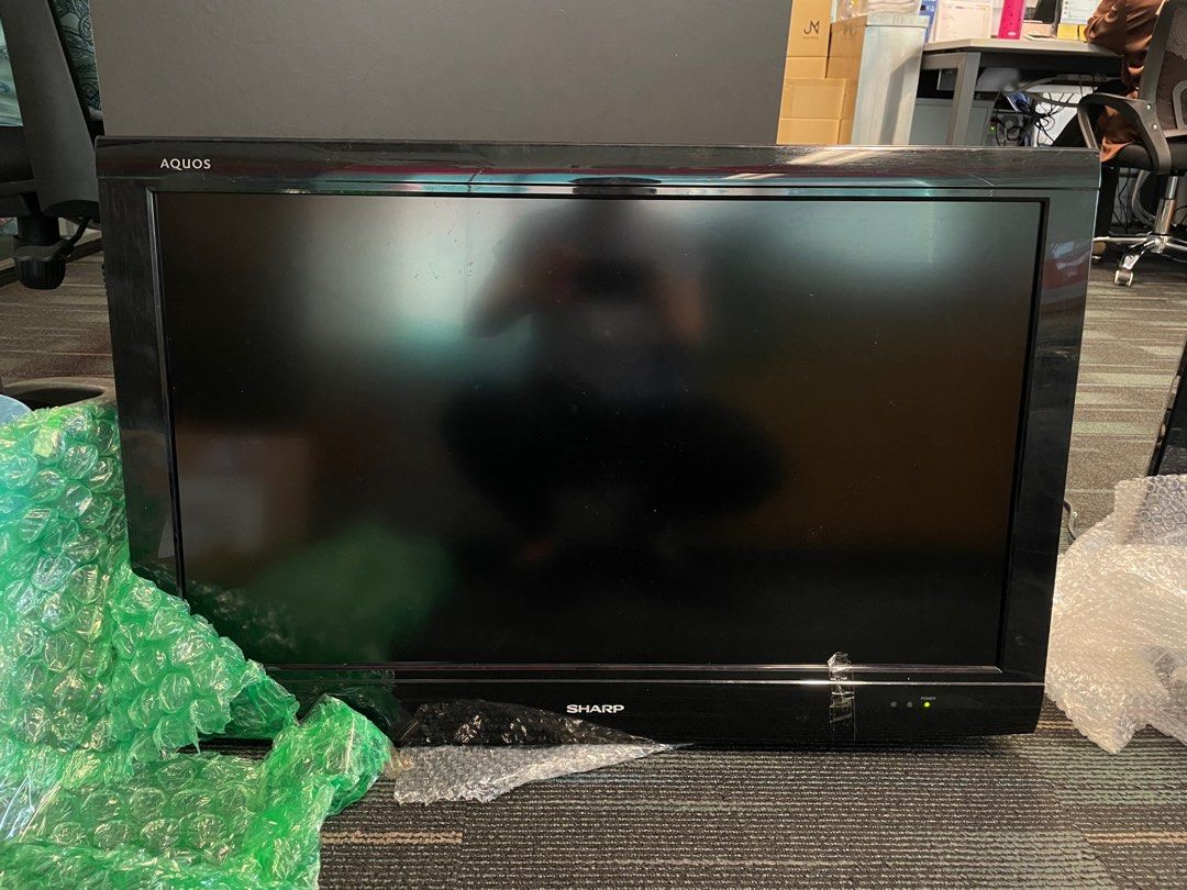 Sharp Inch 28 Tv Sharp Aquos 32 inch TV, TV & Home Appliances, TV & Entertainment, TV on ...