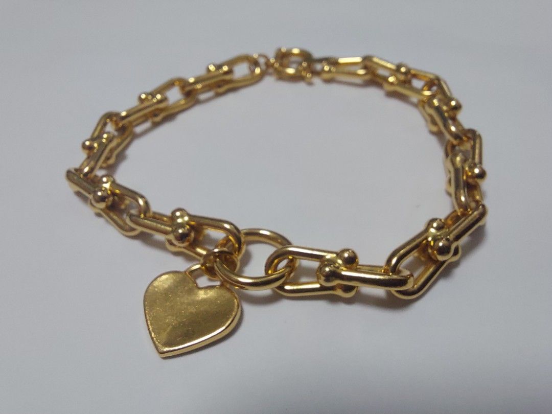 SK 916 Gold 6mm U link chain with heart charm Bracelet