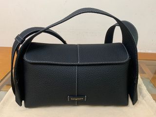 （分類：）位於 。 由 vvy_vvy_ 提交（商品編號 1315763548，圖片 1）。簡介： 。