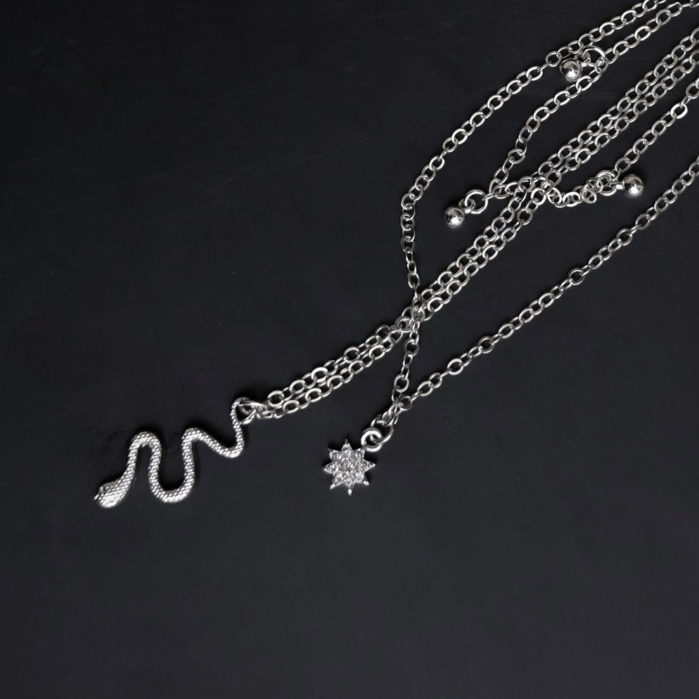Taylor swift snake necklace hotsell