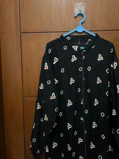 (Kategori: ) berada di . Dikirim oleh preloveeedby_va (ID iklan 1315860731, Gambar 1). Deskripsi: .