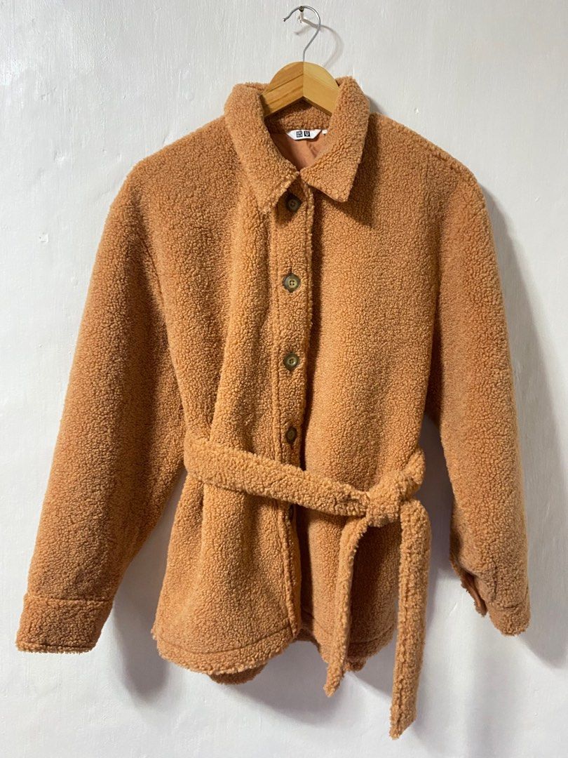 UNIQLO Fleece Lined Short coat M Women s Fashion Coats Jackets and Outerwear on Carousell