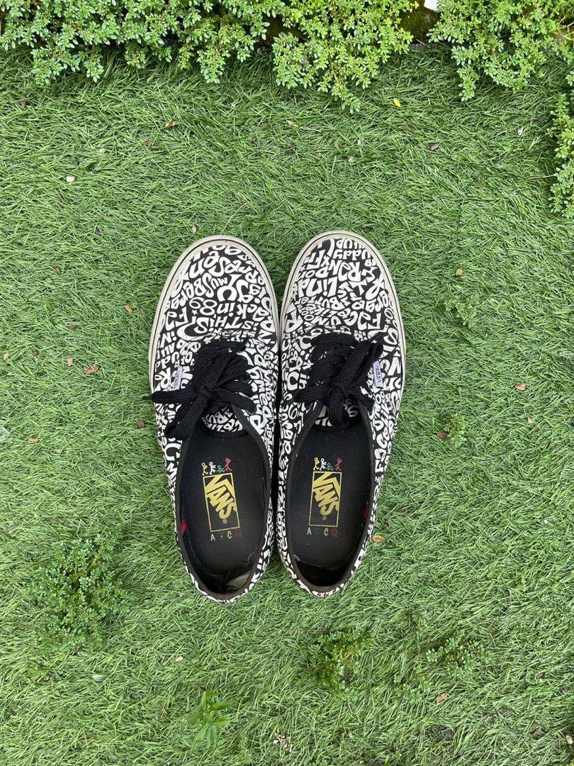 Vans x ATCQ Men s Fashion Footwear Sneakers on Carousell