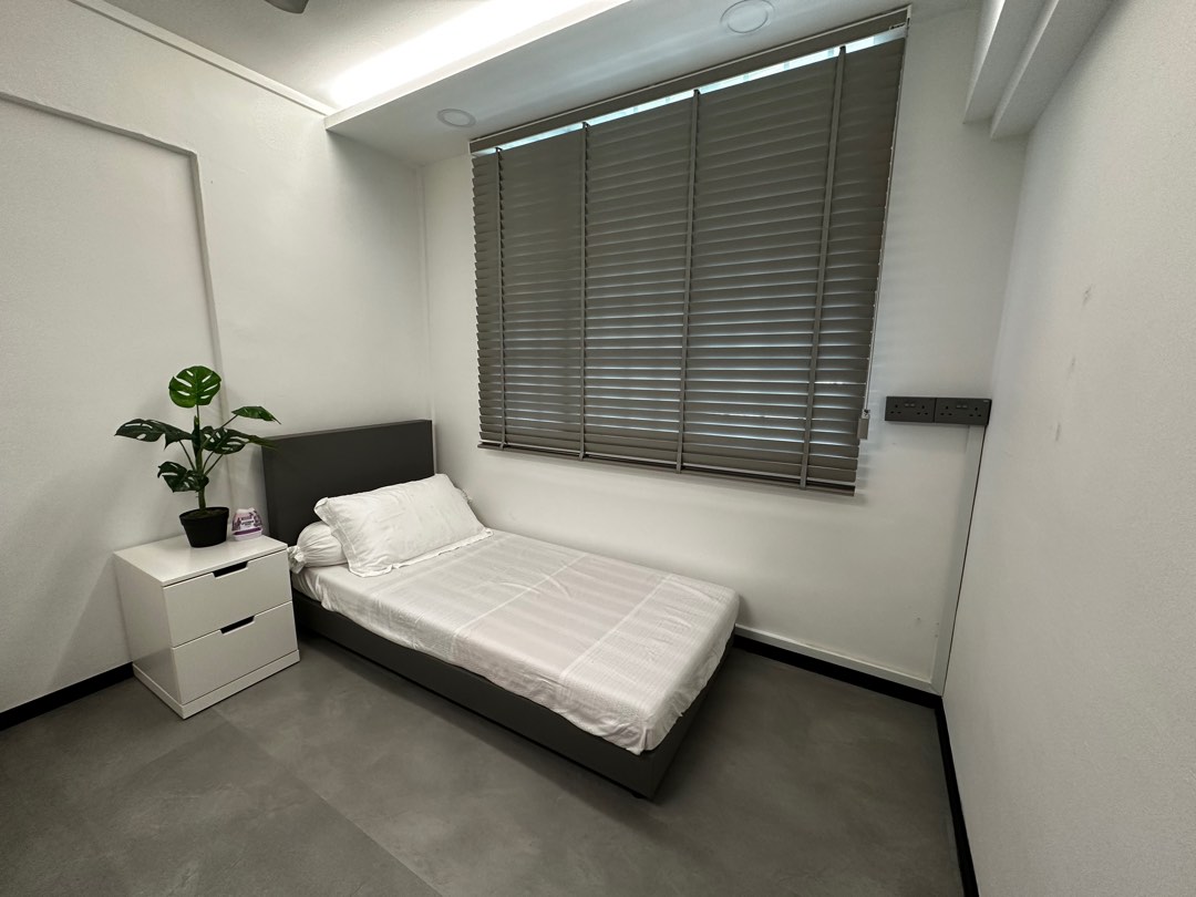 (Category: ) located in . Submitted by shaoyu89 (Listing ID 1315897263, Image 1). Description: .