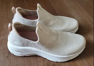 （分類：）位於 。 由 nicsun88 提交（商品編號 1316077747，圖片 1）。簡介： 。