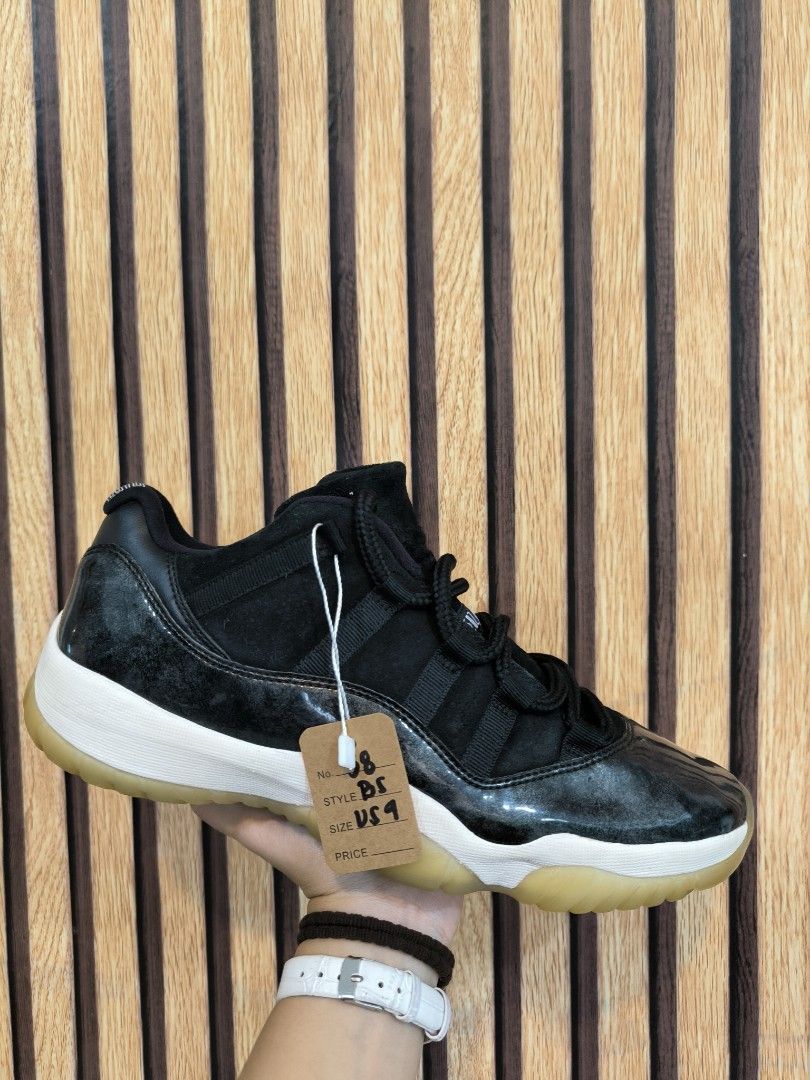 air jordan 11 low baron