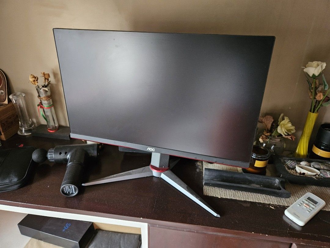 Aoc 24g2 (Category: Monitor Screens) located in Cainta. Submitted by SirDinky (Listing ID 1316073959, Image 1). Description: note item is broken and requires repair to be used will only include the monitor.
