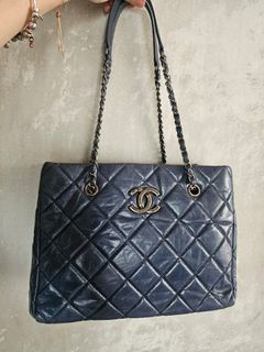 (Category: ) located in . Submitted by queenieee76 (Listing ID 1316017975, Image 1). Description: .