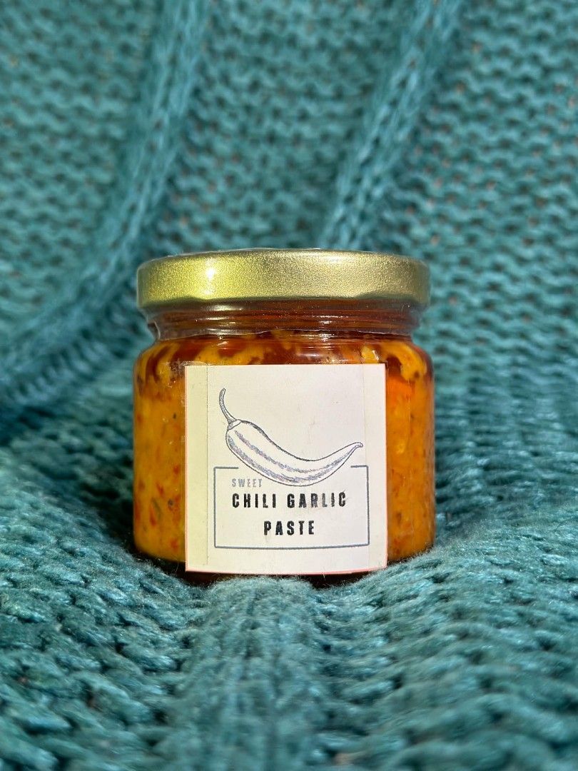 Chilli garlic oil (Category: Spice & Seasoning) located in Baguio. Submitted by fitlabcollective (Listing ID 1315932917, Image 2). Description: 🌶️✨ Introducing our homemade Sweet Chili Garlic Paste! ✨🌶️ 🌟 Sweet and spicy flavor! 🌟 Only 130 pesos per jar! 🌟 Made with canola oil - lower in saturated fat and rich in omega-3 compared to vegetable oil 🌟 Sterilized jars and thermal pressuring for longer shelf life 🌟 Sealed for maximum freshness 
