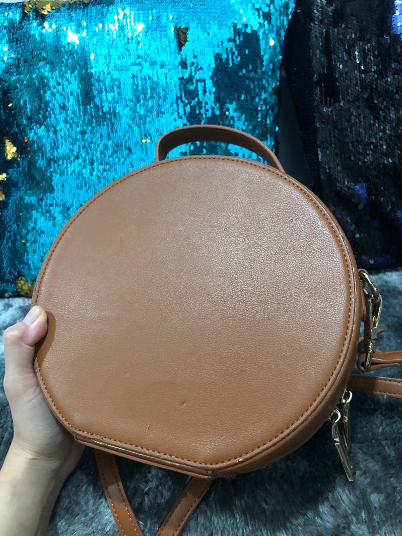 Christy ng round bag
