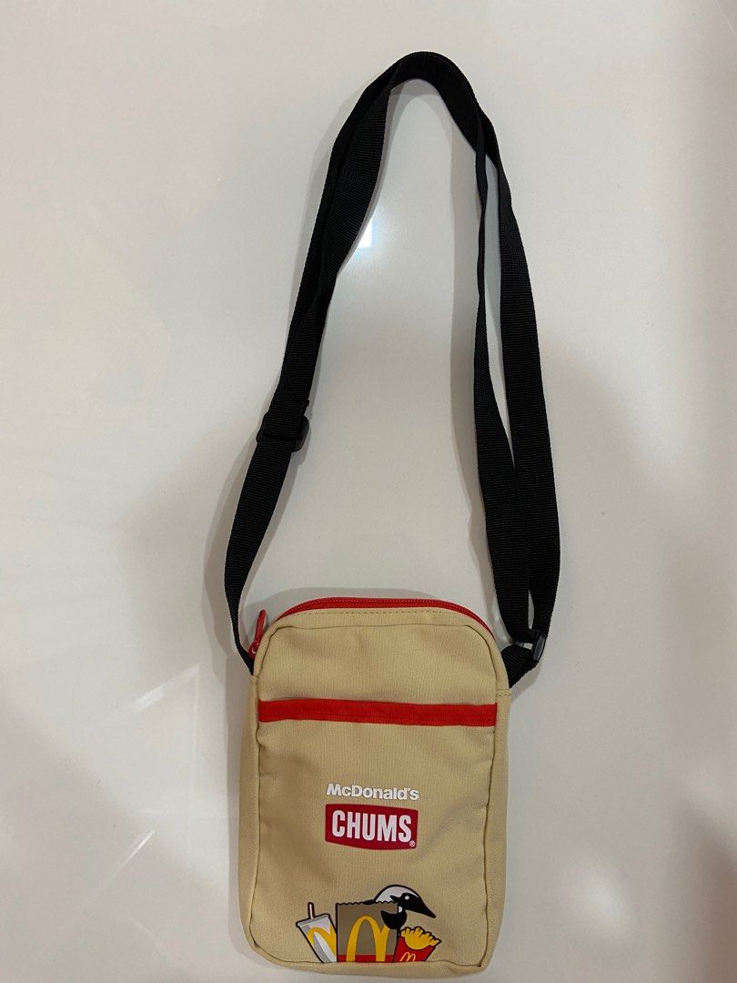 Chums sling bag store