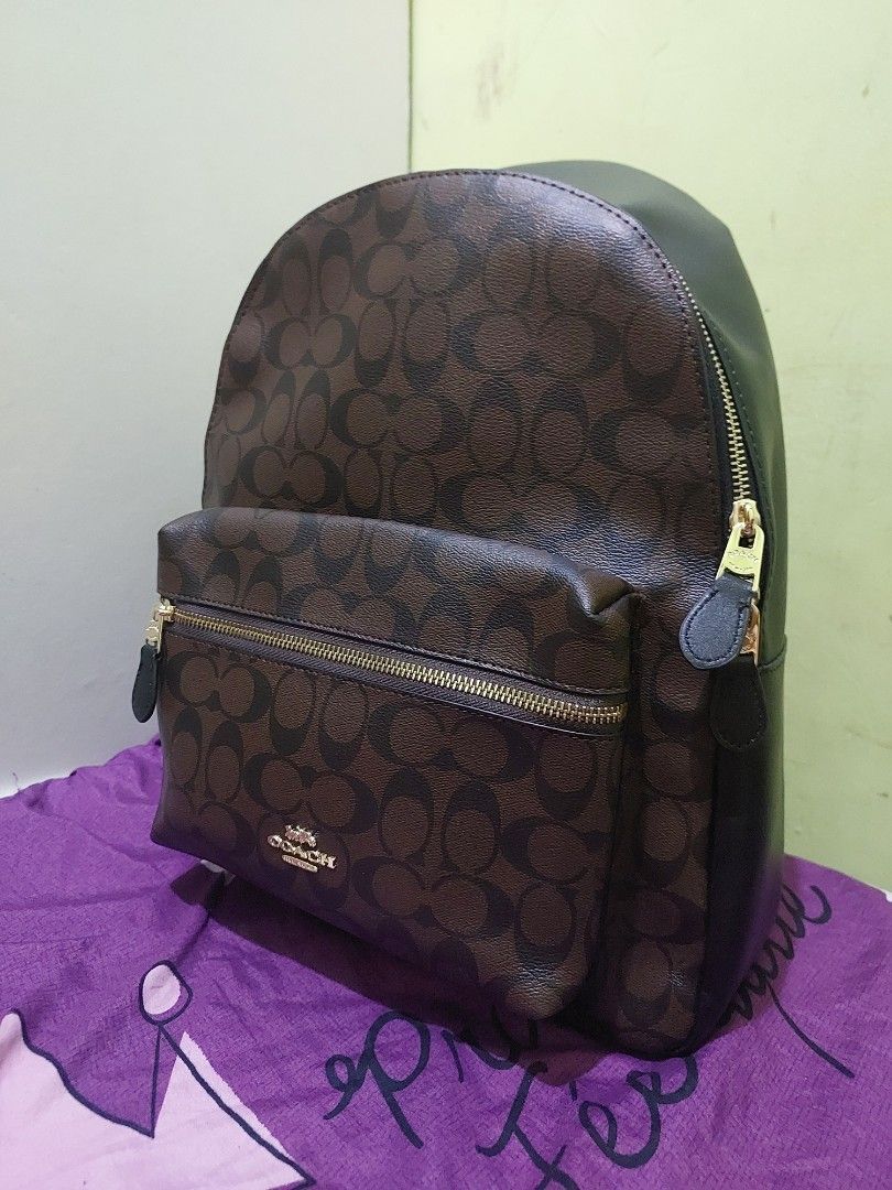 Coach Backpack (Category: Luxury Bags & Wallets) located in Manila. Submitted by melestrada49550 (Listing ID 1316011525, Image 2). Description: Coach Backpack large size ykk zipper made in vietnam with good quality and condition.