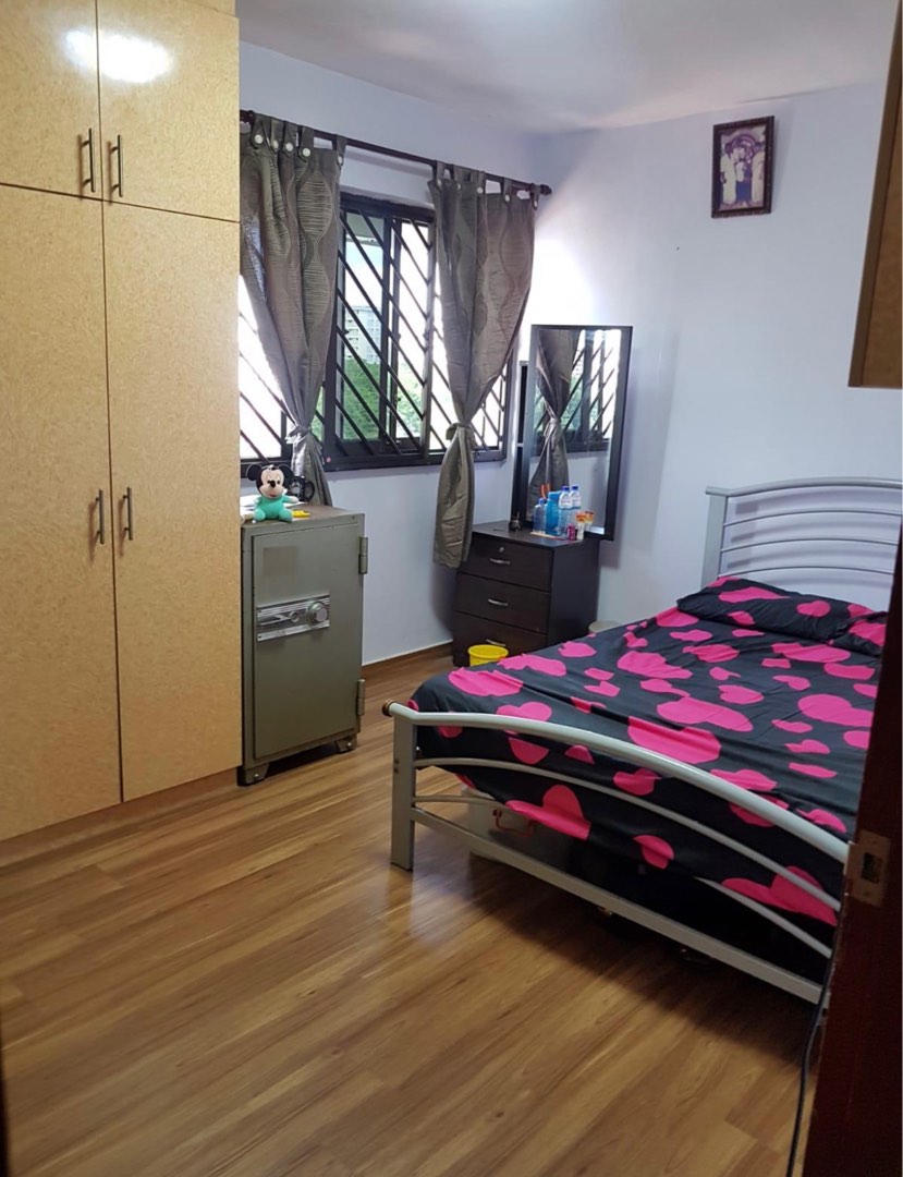 (Category: ) located in . Submitted by iamironman (Listing ID 1315936744, Image 1). Description: .