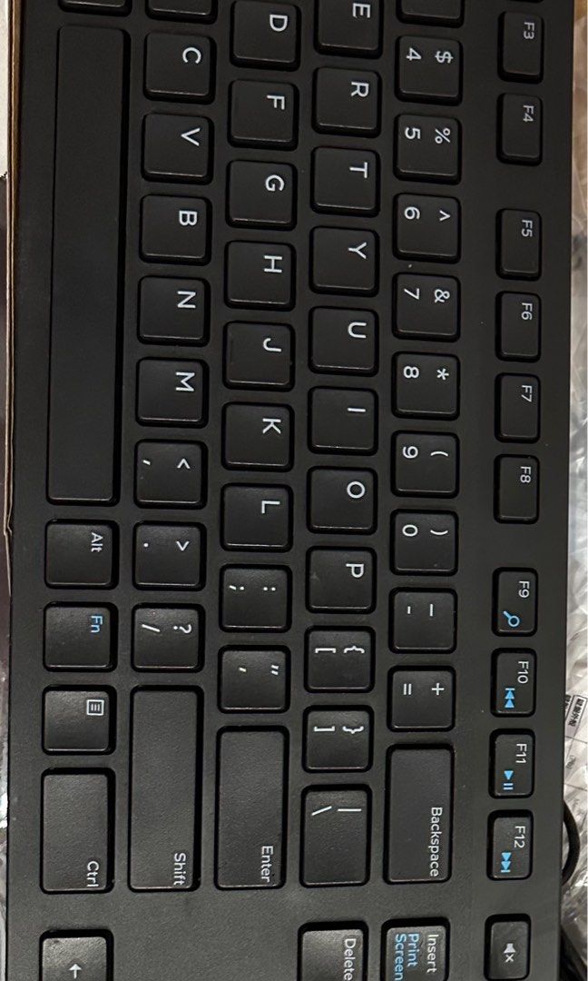 Computer keyboard (Category: Computer Keyboard) located in Singapore. Submitted by pqlier (Listing ID 1316015479, Image 1). Description: Dell keyboard - excellent condition.