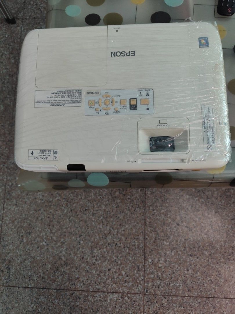 EPSON EB-1945W EPSON 液晶プロジェクター EB-1945W