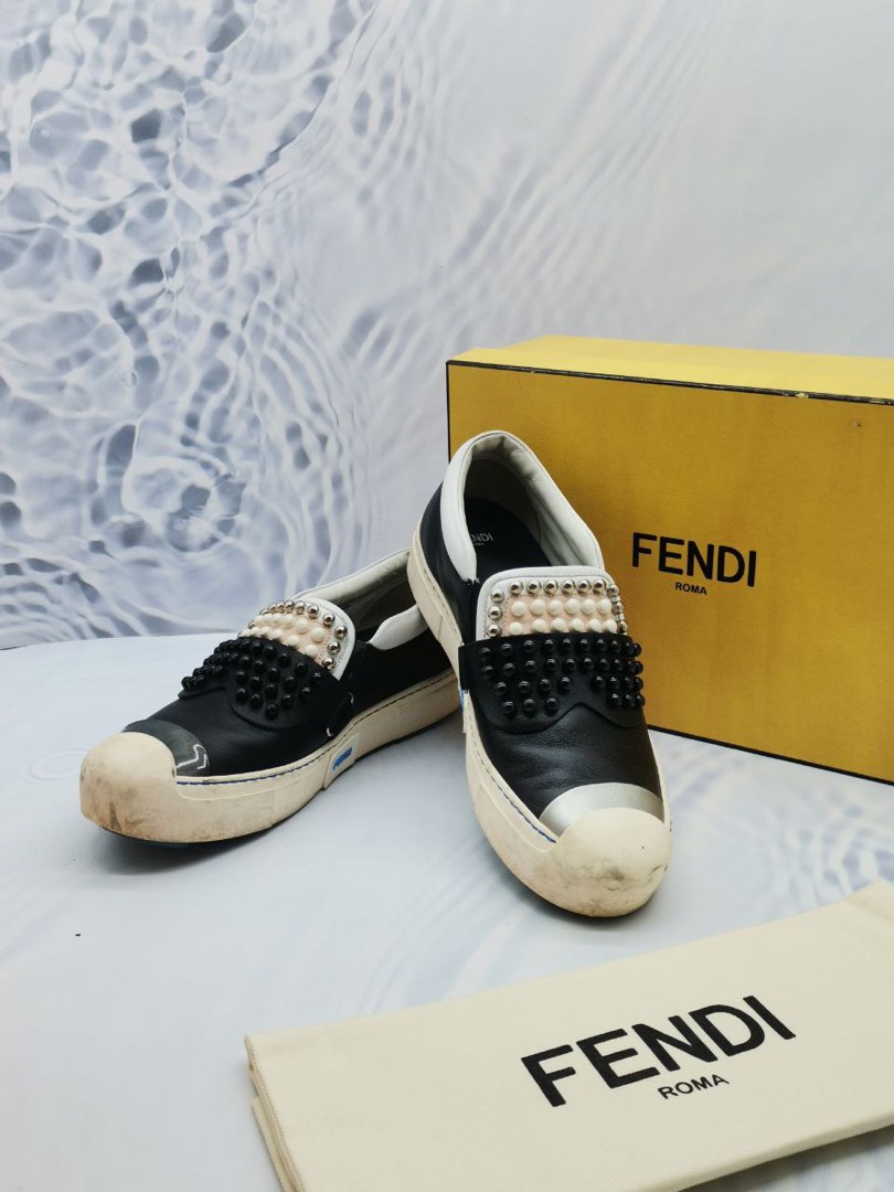 FENDI KARL LOVES STUDDED KARLITO WHIE LEATHER SKATE SNEAKERS SIZE 39 FULL SET Luxury Sneakers Footwear on Carousell