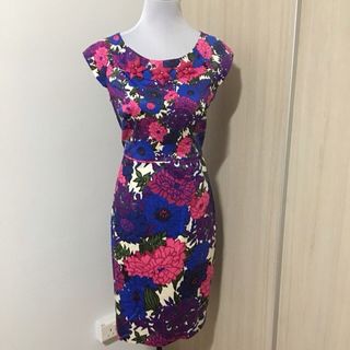 (Category: ) located in . Submitted by mydresses (Listing ID 1315988192, Image 1). Description: .