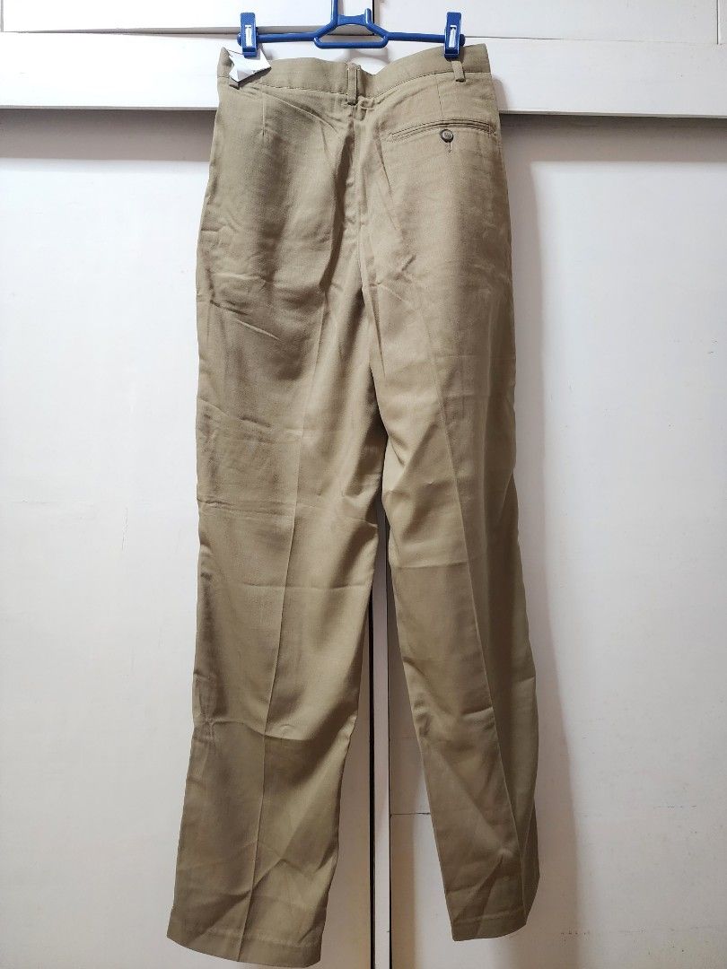 G2000 Beige Trousers (Category: Trousers) located in San Miguel. Submitted by findsfrom.mars (Listing ID 1316063231, Image 3). Description: G2000 Beige Trousers BNWT Condition: 10/10 Size on tag: 27 Working pockets, button, & zipper Not thrifted;Bought from US Measurement: Waist: 26 in Hips: 36 in Rise: 13 in Length: 41 in.