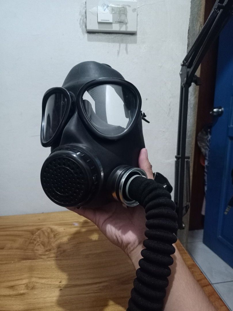 Gas Mask Hose (Category: Face Masks & Face Shields) located in San Fernando. Submitted by gelo.archive (Listing ID 1315956386, Image 2). Description: Gas mask Hose can be attached to the gas mask and the filter (Gas mask in the photo is for example only).