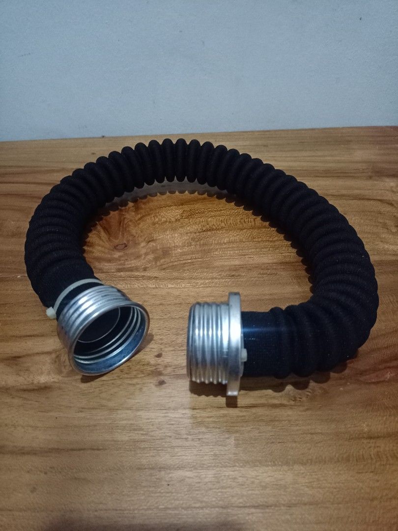 Gas Mask Hose (Category: Face Masks & Face Shields) located in San Fernando. Submitted by gelo.archive (Listing ID 1315956386, Image 1). Description: Gas mask Hose can be attached to the gas mask and the filter (Gas mask in the photo is for example only).