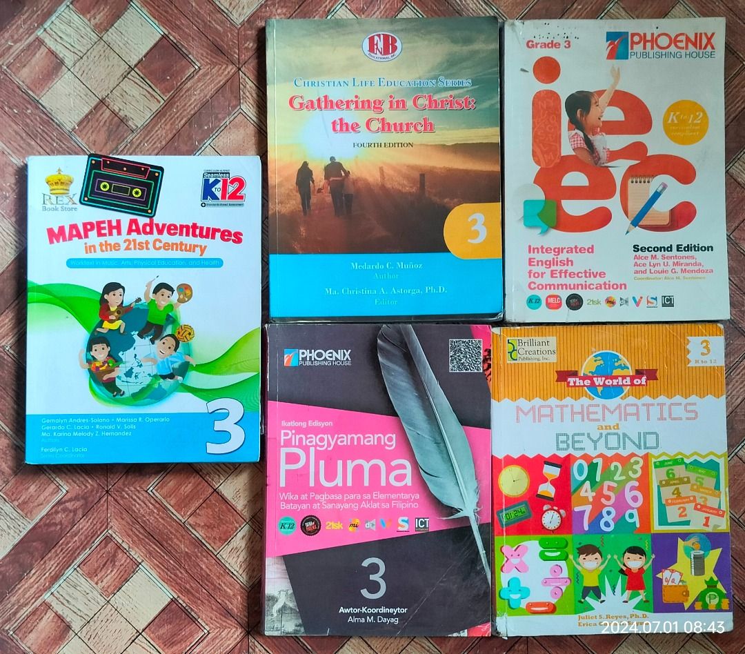 Grade 3 books (PRE-LOVED) (Category: Textbooks) located in Pasig City. Submitted by starieshoppe (Listing ID 1315908825, Image 3). Description: Price slightly negotiable. Good as new pa po yung iba. Take all for ₱3500 Shipping fee shoulder by buyer. 📚 Integrated English for the Effective Communication (Phoenix Publishing House) ₱300 📚 Pinagyamang Pluma - Ikatlong Edisyon (Phoenix Publishing House) ₱300 📚 MAPEH Adventures in the 21st Century 20