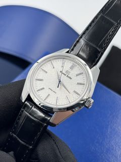 (Category: ) located in . Submitted by en2watches (Listing ID 1280694104, Image 1). Description: .
