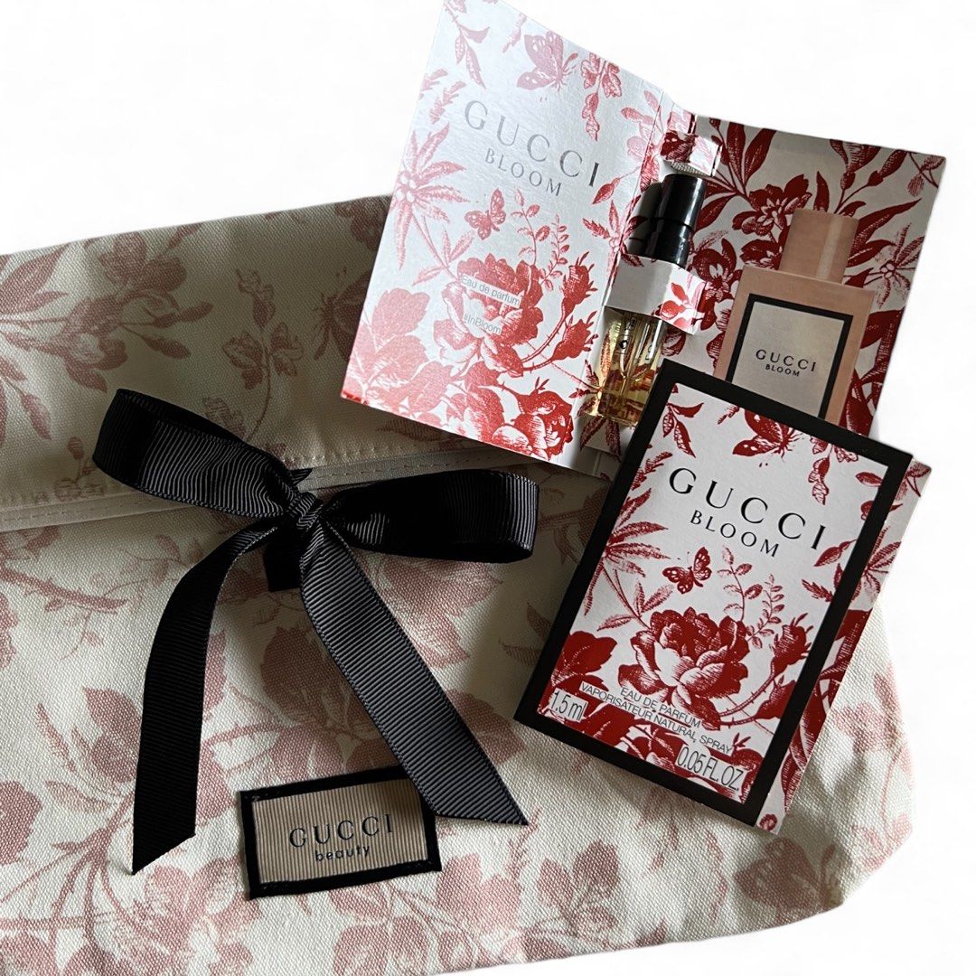 GUCCI Beauty Small Canvass Pouch Set